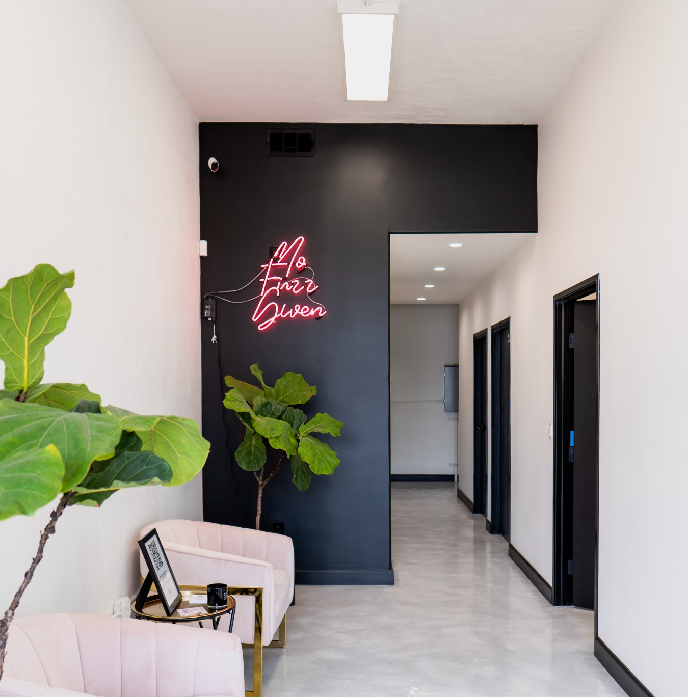 Toluca Lake The Skin Agency office